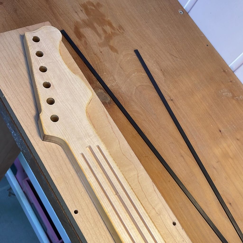 luthier ariège aude guitare