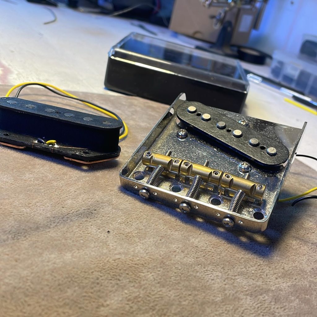 luthier Ariège fgh pickups