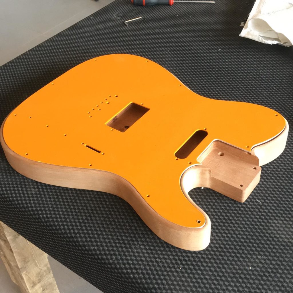 luthier ariège guitare basse aude toulouse Foix