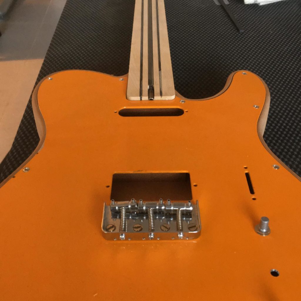 luthier ariège guitare basse aude toulouse Foix
