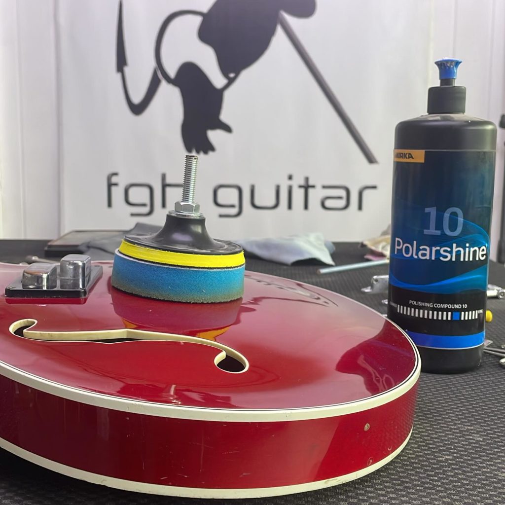 luthier ariège aude guitare