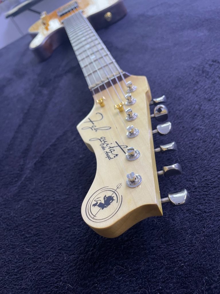 luthier ariège guitare Foix Pampers saverdun mazères lavelanet mirepoix tarascon ax les thermes