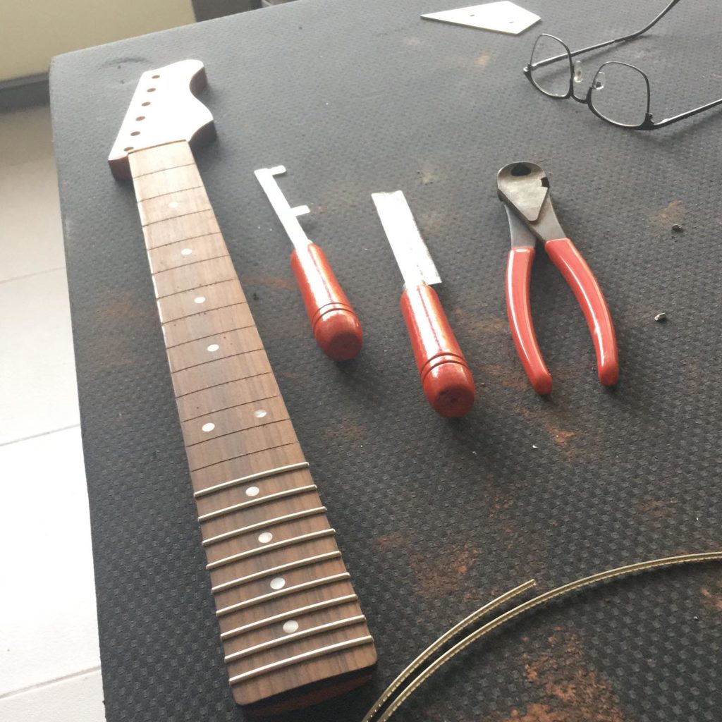 manche telecaster fgh guitar luthier Ariège