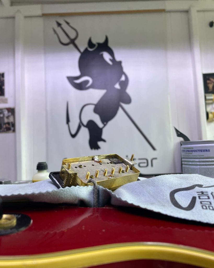 luthier guitare basse aude ariège carcassonne limoux bram castelnaudary