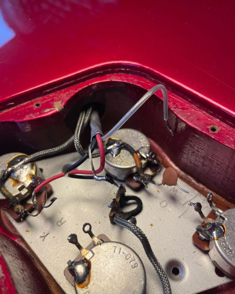 luthier guitare basse aude ariège carcassonne limoux bram castelnaudary